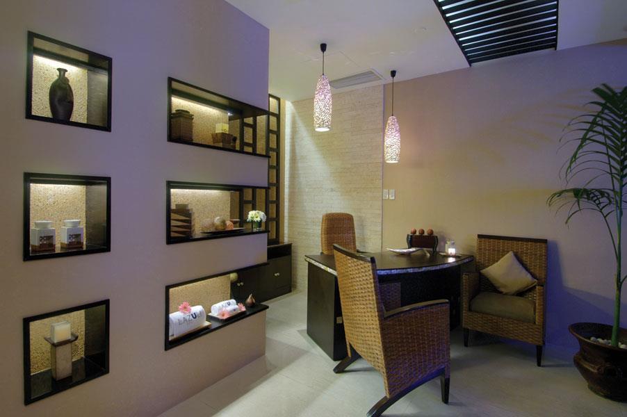 Marco Polo Davao Hotel Exterior foto The reception area at the spa